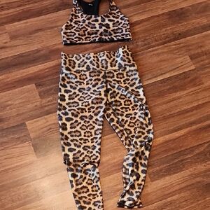 Terez Wild Leopard Print Leggings
